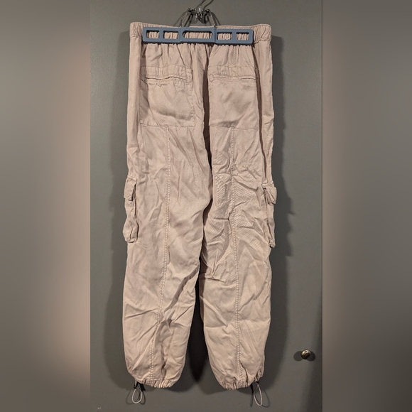 Lightweight Cargo Lyocell Jogger - Picture 2 of 4